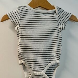 Baby Mori Short Sleeve Bodysuit | Stripe | 0-3mos